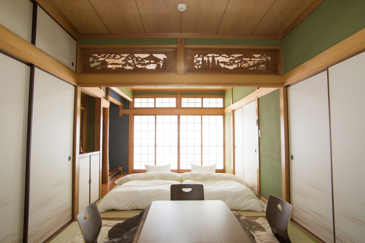 Guest House Dougo-Yado Matsuyama  Exterior photo